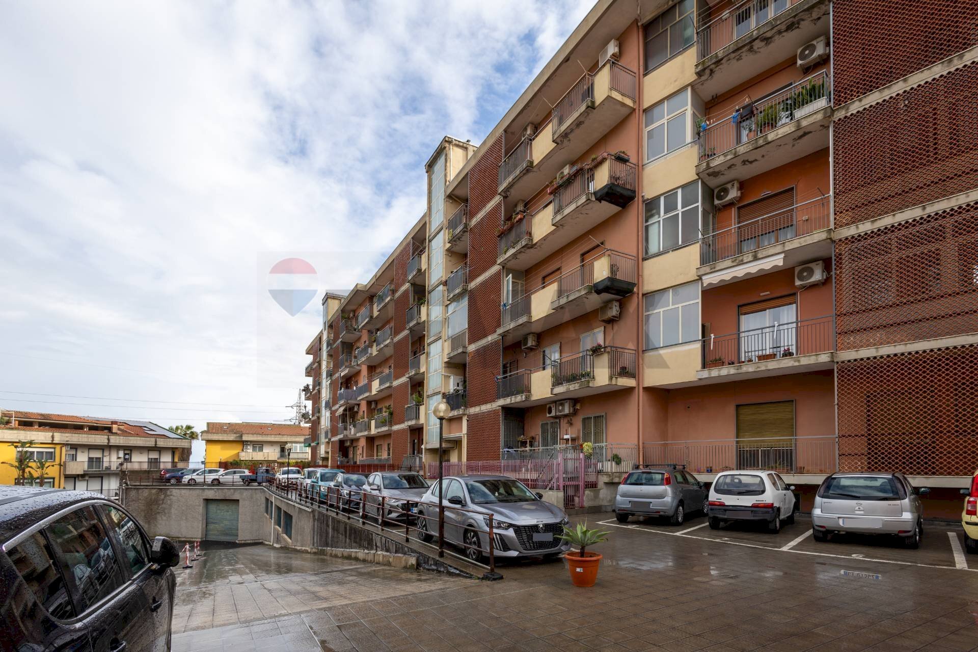 Edificio all\'aperto - Appartamento Via Generale Di San Marzano
 
18, Catania - foto 1