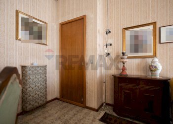 Hall / corridoio - Appartamento Via Generale Di San Marzano
 
18, Catania - foto 10