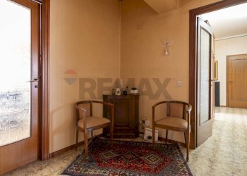 Hall / corridoio - Appartamento Via Generale Di San Marzano
 
18, Catania - foto 25