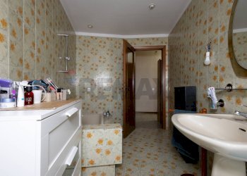 Bagno - Appartamento Via Generale Di San Marzano
 
18, Catania - foto 35