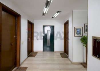 Hall / corridoio - Appartamento Via Generale Di San Marzano
 
18, Catania - foto 38
