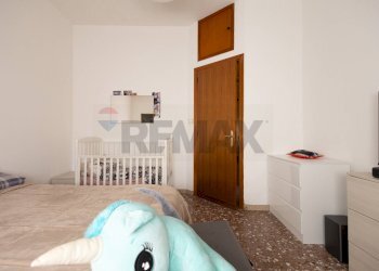 Camera / camera da letto - Three-room apartment Via Degli Oleandri, Acireale - photo 10