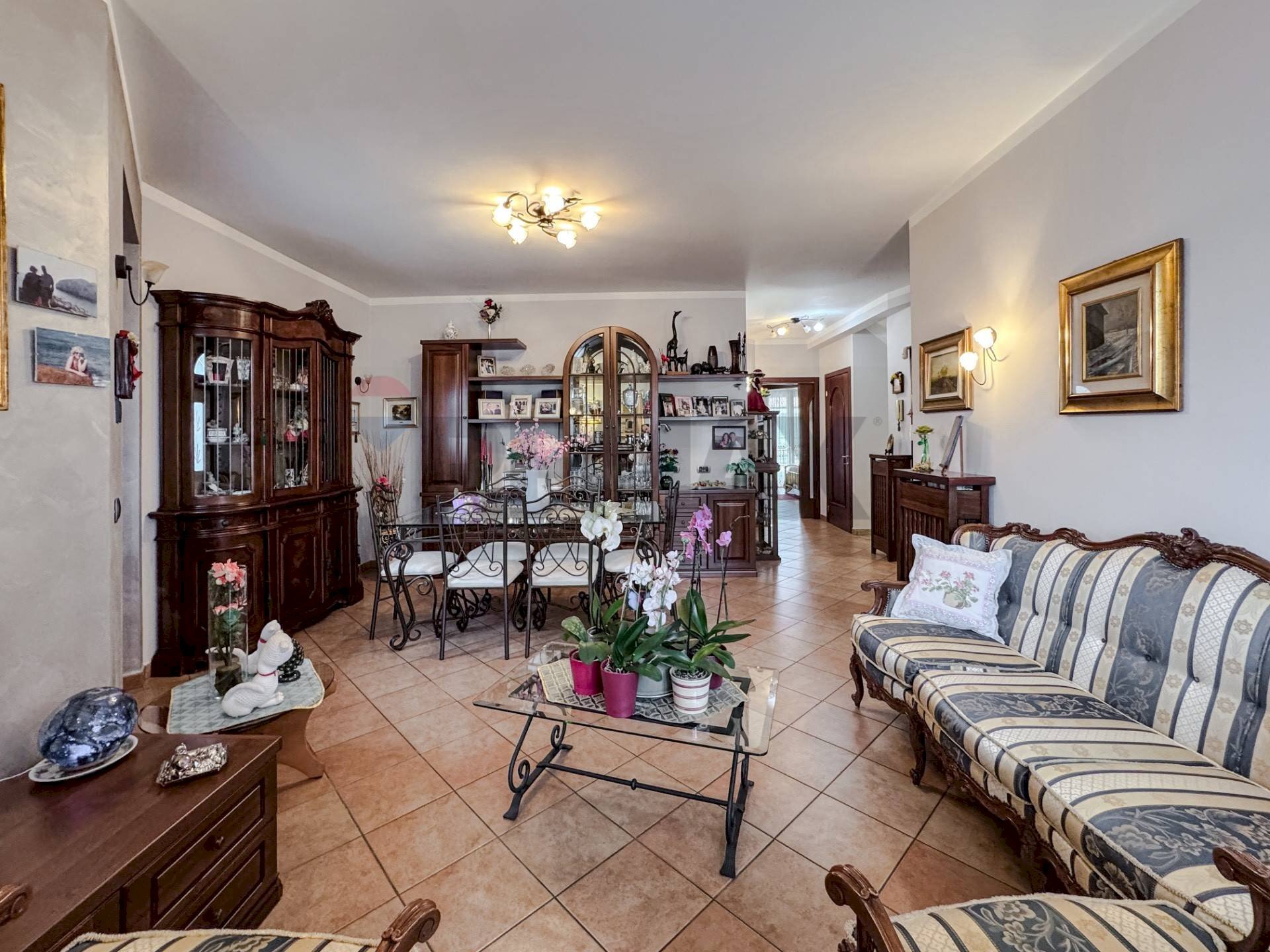 Sala da pranzo - Villa Via Vercelli
66/a, Caresanablot - photo 2