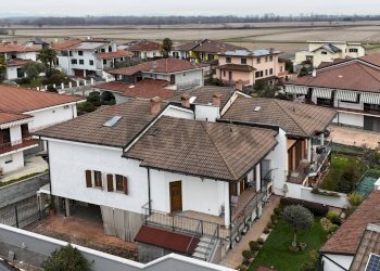 Casa all\'aperto - Villa Via Vercelli
 
66/a, Caresanablot - photo 3