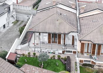 Casa all\'aperto - Villa Via Vercelli
 
66/a, Caresanablot - photo 4