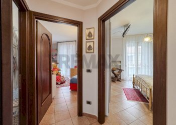 Hall / corridoio - Villa Via Vercelli
 
66/a, Caresanablot - photo 15