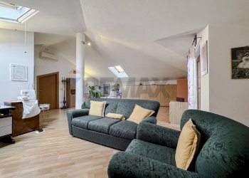 Soggiorno - Villa Via Vercelli
 
66/a, Caresanablot - photo 39