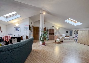 Soggiorno - Villa Via Vercelli
 
66/a, Caresanablot - photo 43