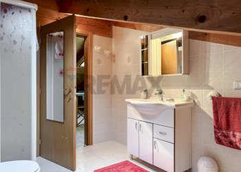 Bagno - Villa Via Vercelli
 
66/a, Caresanablot - photo 48