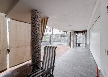 Terrazza - Villa Via Vercelli
 
66/a, Caresanablot - photo 57