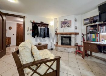 Soggiorno - Villa Via Vercelli
 
66/a, Caresanablot - photo 65