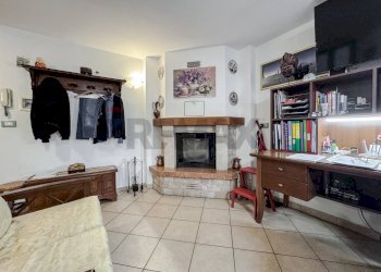 Soggiorno - Villa Via Vercelli
 
66/a, Caresanablot - photo 66