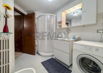 Bagno - Villa Via Vercelli
 
66/a, Caresanablot - photo 69