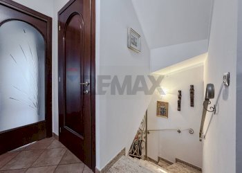 Hall / corridoio - Villa Via Vercelli
 
66/a, Caresanablot - photo 73
