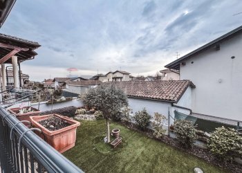 Balcone - Villa Via Vercelli
 
66/a, Caresanablot - photo 75