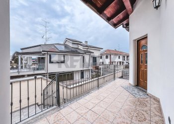 Terrazza - Villa Via Vercelli
 
66/a, Caresanablot - photo 76