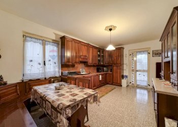 Cucina - Casa semi indipendente Via Pascoli
 
36, Robbio - foto 5