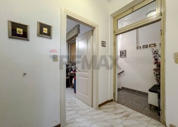 Hall / corridoio - Casa semi indipendente Via Pascoli
 
36, Robbio - foto 13