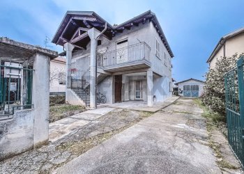 Casa all\'aperto - Casa semi indipendente Via Pascoli
 
36, Robbio - foto 20