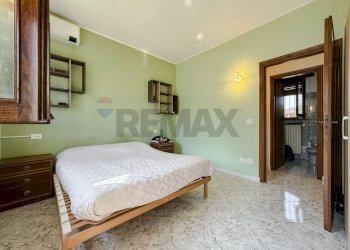 Camera / camera da letto - Casa semi indipendente Via Umberto I
 
28/c, Palestro - foto 9