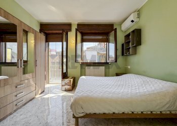 Camera / camera da letto - Casa semi indipendente Via Umberto I
 
28/c, Palestro - foto 10