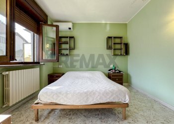 Camera / camera da letto - Casa semi indipendente Via Umberto I
 
28/c, Palestro - foto 12