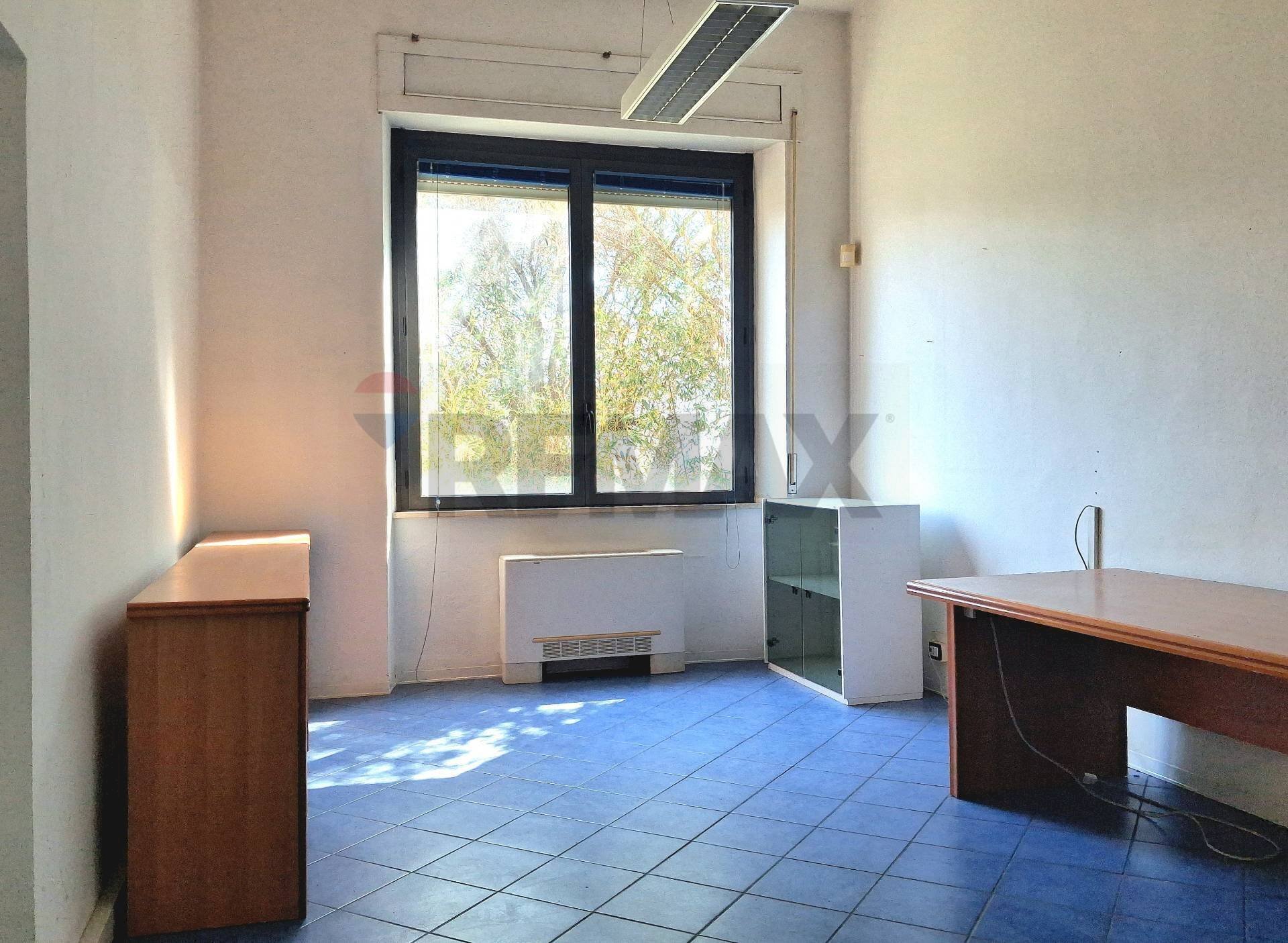 Stanza vuota - Ufficio Piombino - foto 2