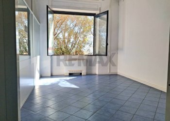 Stanza vuota - Ufficio Piombino - foto 3