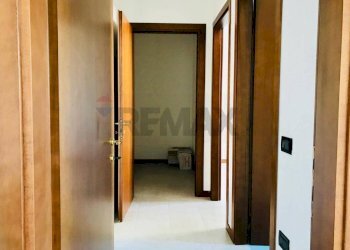 Hall / corridoio - Bilocale Via Villa Santa Maria
 
73, Viadana - foto 8