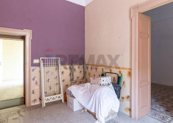 Camera / camera da letto - Casa indipendente via Emilio Zola
 
3, Avola - foto 16