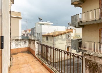 Balcone - Casa indipendente via Emilio Zola
 
3, Avola - foto 19