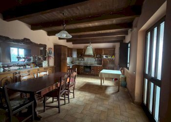 Sala da pranzo - Two-room apartment Località Cardolo
 
snc, Feroleto Antico - photo 1