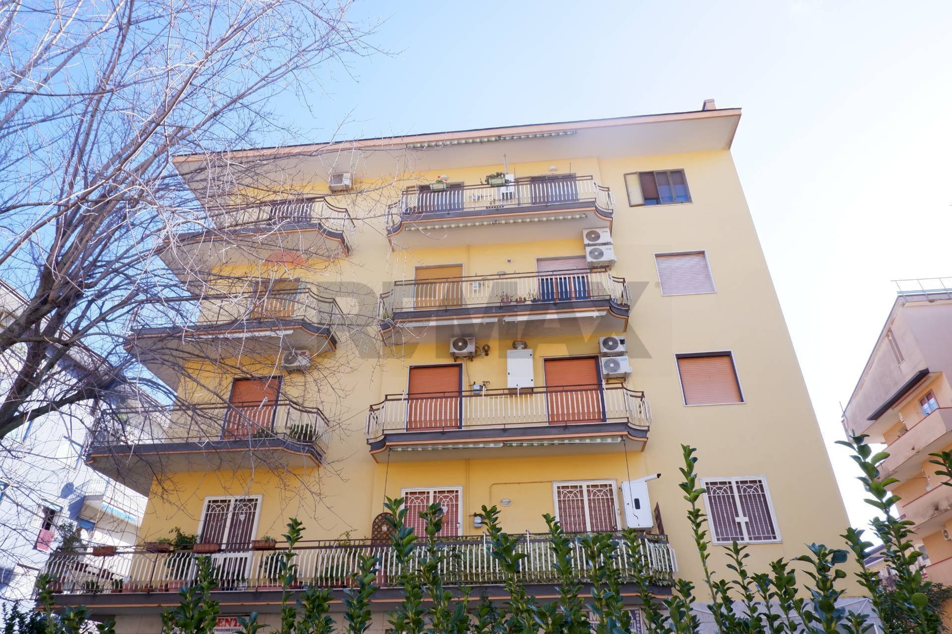 Edificio all\'aperto - Quadrilocale Via Don Giuseppe Ganci
 
14, Caserta - foto 1