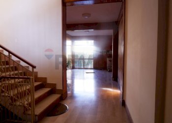 Scale - Quadrilocale Via Don Giuseppe Ganci
 
14, Caserta - foto 5