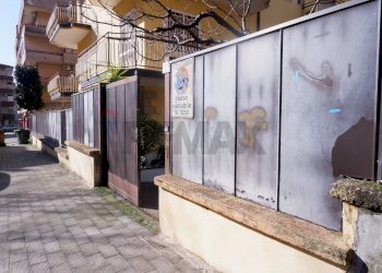 Edificio all\'aperto - Quadrilocale Via Don Giuseppe Ganci
 
14, Caserta - foto 18