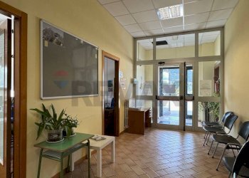 Ricezione / Lobby - Ufficio via XXV Aprile
snc, L'Aquila - foto 4