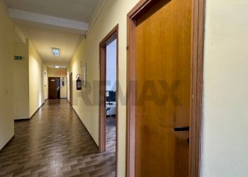 Hall / corridoio - Ufficio via XXV Aprile
snc, L'Aquila - foto 14