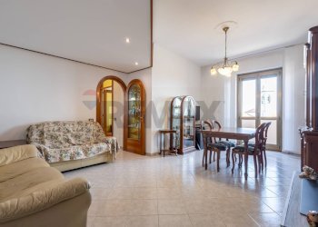 Sala da pranzo - Three-room apartment via adda
 
9, Brugherio - photo 1