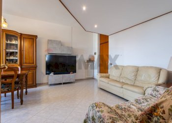 Sala da pranzo - Three-room apartment via adda
 
9, Brugherio - photo 3