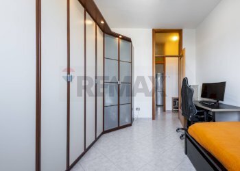 Camera / camera da letto - Three-room apartment via adda
 
9, Brugherio - photo 13