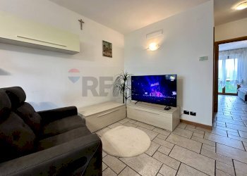 Living - Two-room apartment VIA CAVOUR
 
1A, Albano Sant'Alessandro - photo 5