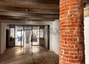 Non correlato - Negozio Via Moroni
68, Bergamo - foto 1