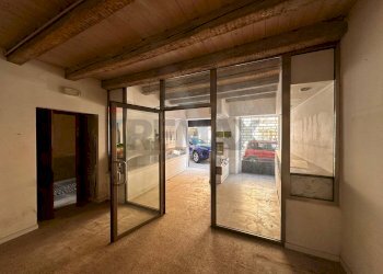Ricezione / Lobby - Negozio Via Moroni
68, Bergamo - foto 4