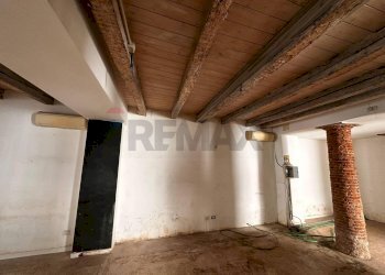 Stanza vuota - Negozio Via Moroni
68, Bergamo - foto 9