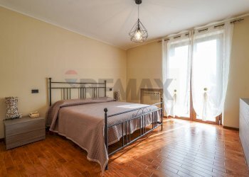 Camera / camera da letto - Three-room apartment via Bergamina
 
6, Ranica - photo 14