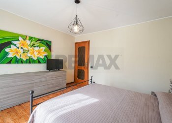 Camera / camera da letto - Three-room apartment via Bergamina
 
6, Ranica - photo 15