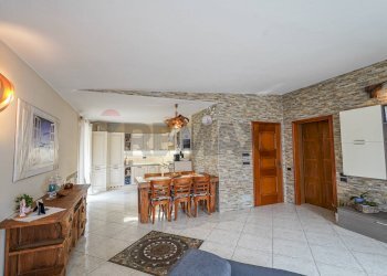 Sala da pranzo - Three-room apartment via Bergamina
 
6, Ranica - photo 29