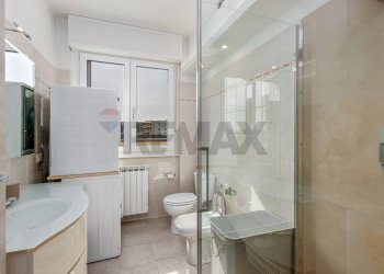 Bagno - Bilocale VIA ALDO MORO
 
9, Lallio - foto 14