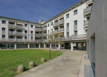 Edificio all\'aperto - Bilocale VIA ALDO MORO
 
9, Lallio - foto 17