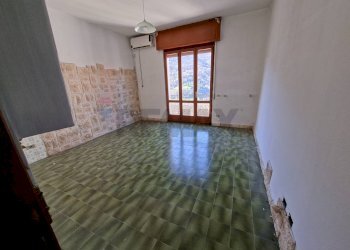 Stanza vuota - Bilocale Endine Gaiano - foto 3